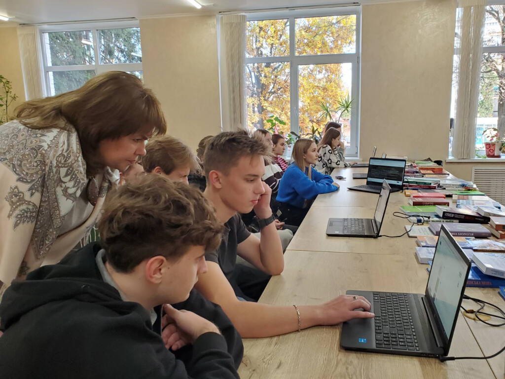 Фінальні зустрічі з першокурсниками-стоматологами.