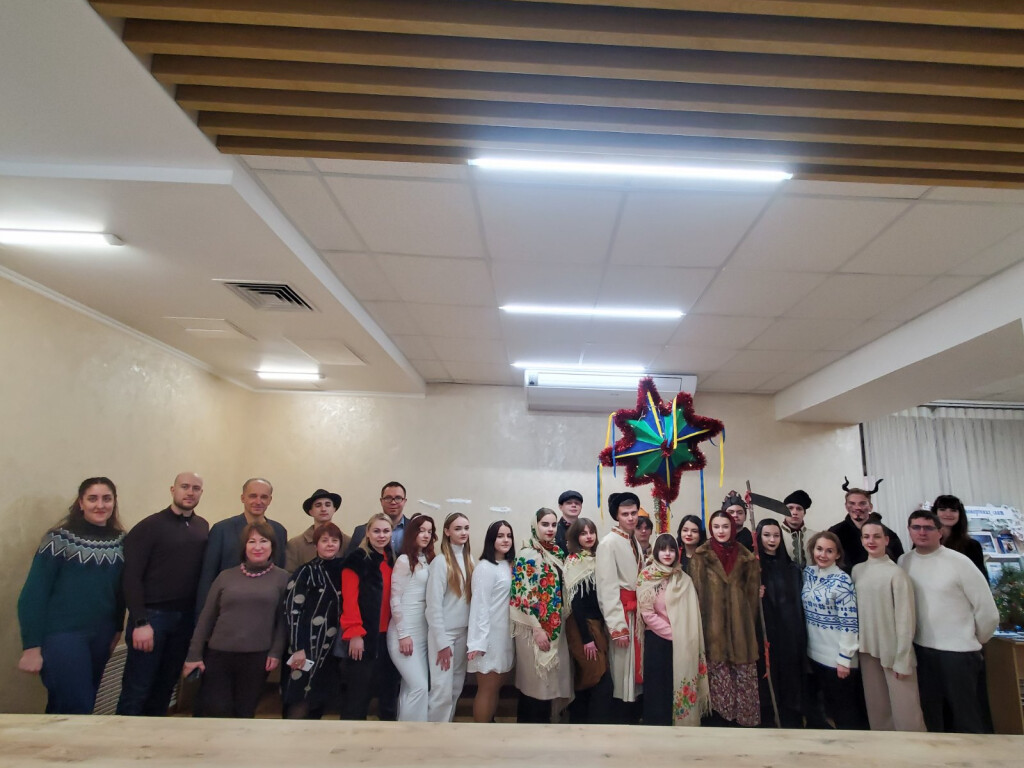 Христос народився! Славімо Його!