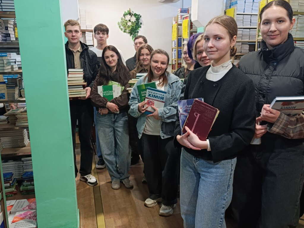 Масова книговидача в університетській бібліотеці – 2026