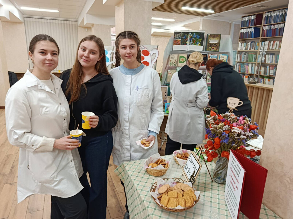 Чайна симфонія в університетській бібліотеці